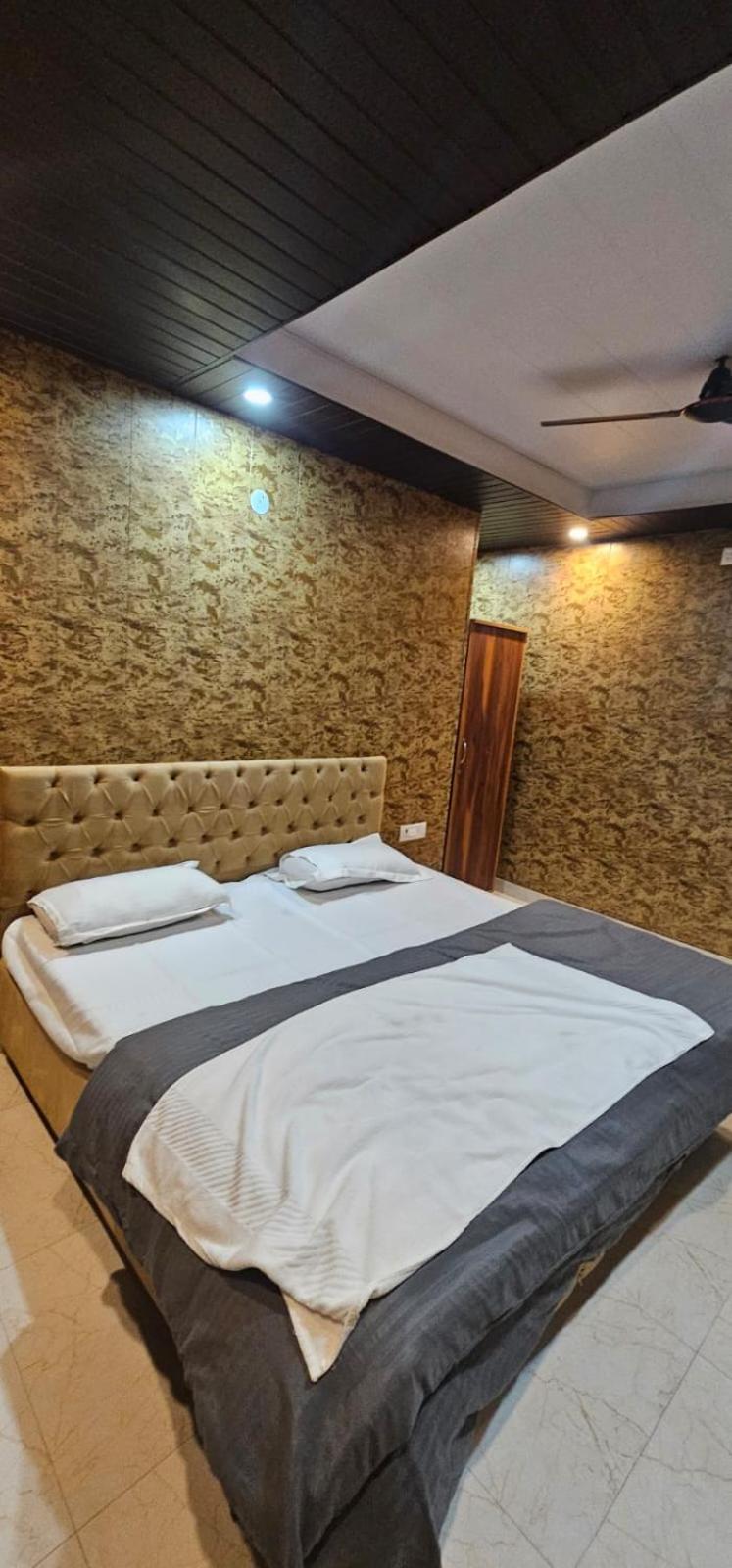 Hotel Mussoorie Gold Mary מראה חיצוני תמונה