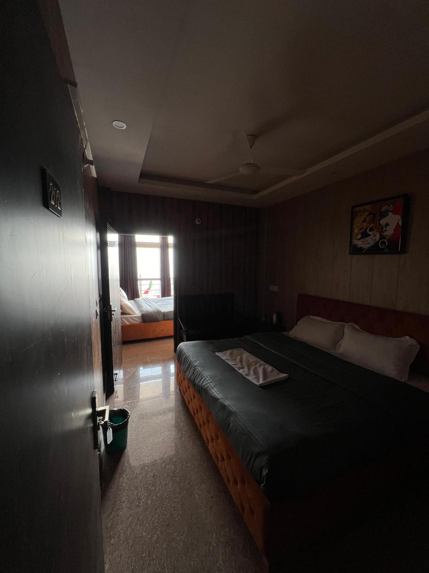 Hotel Mussoorie Gold Mary חדר תמונה
